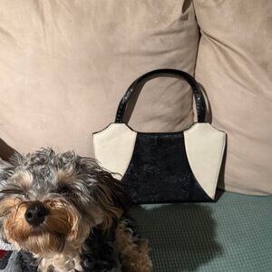 Elegant Lennox Vintage Two-Tone Shoulder Bag